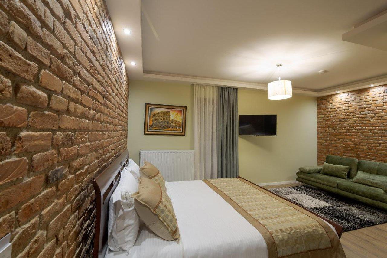 Casta Diva Hotel Korce Extérieur photo