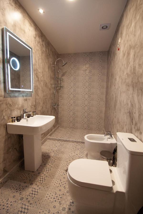 Casta Diva Hotel Korce Extérieur photo