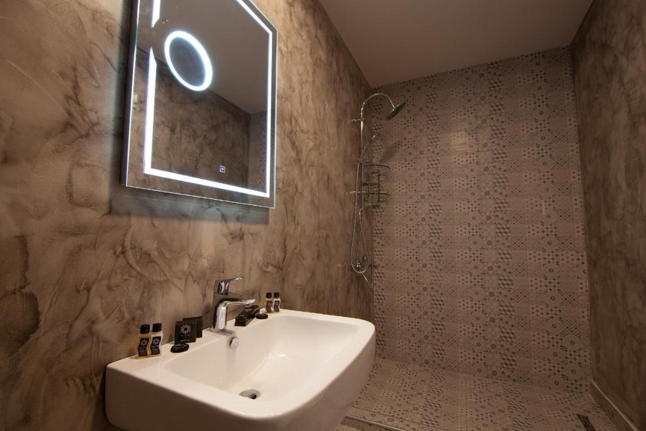 Casta Diva Hotel Korce Extérieur photo