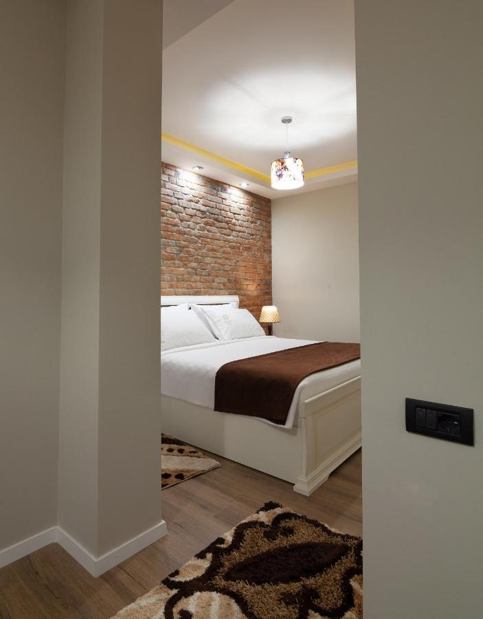 Casta Diva Hotel Korce Extérieur photo