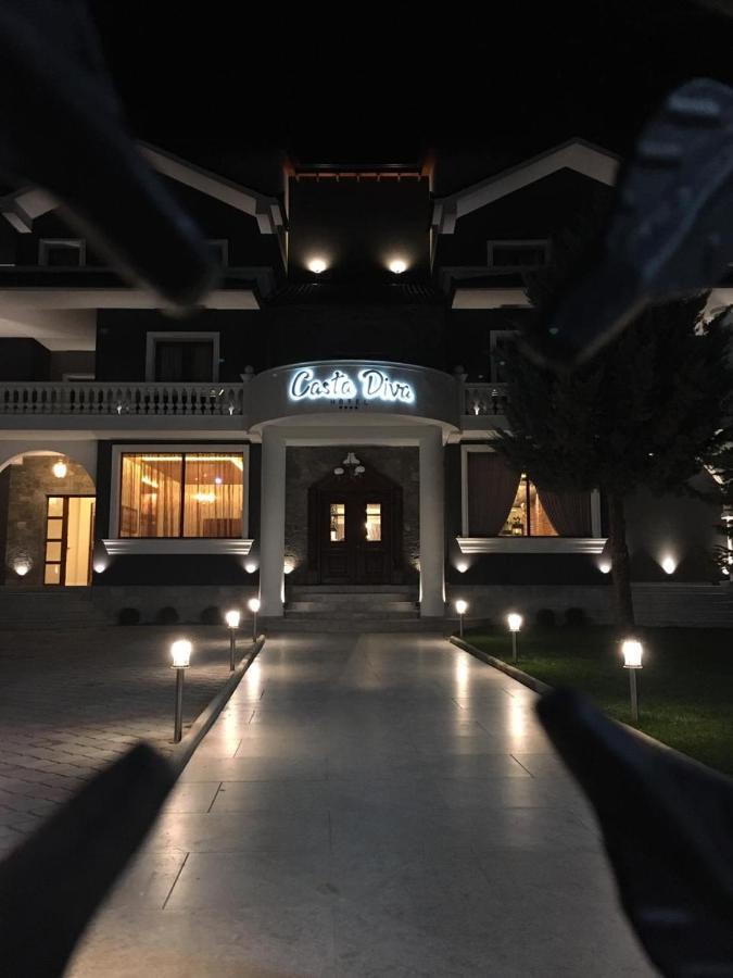 Casta Diva Hotel Korce Extérieur photo