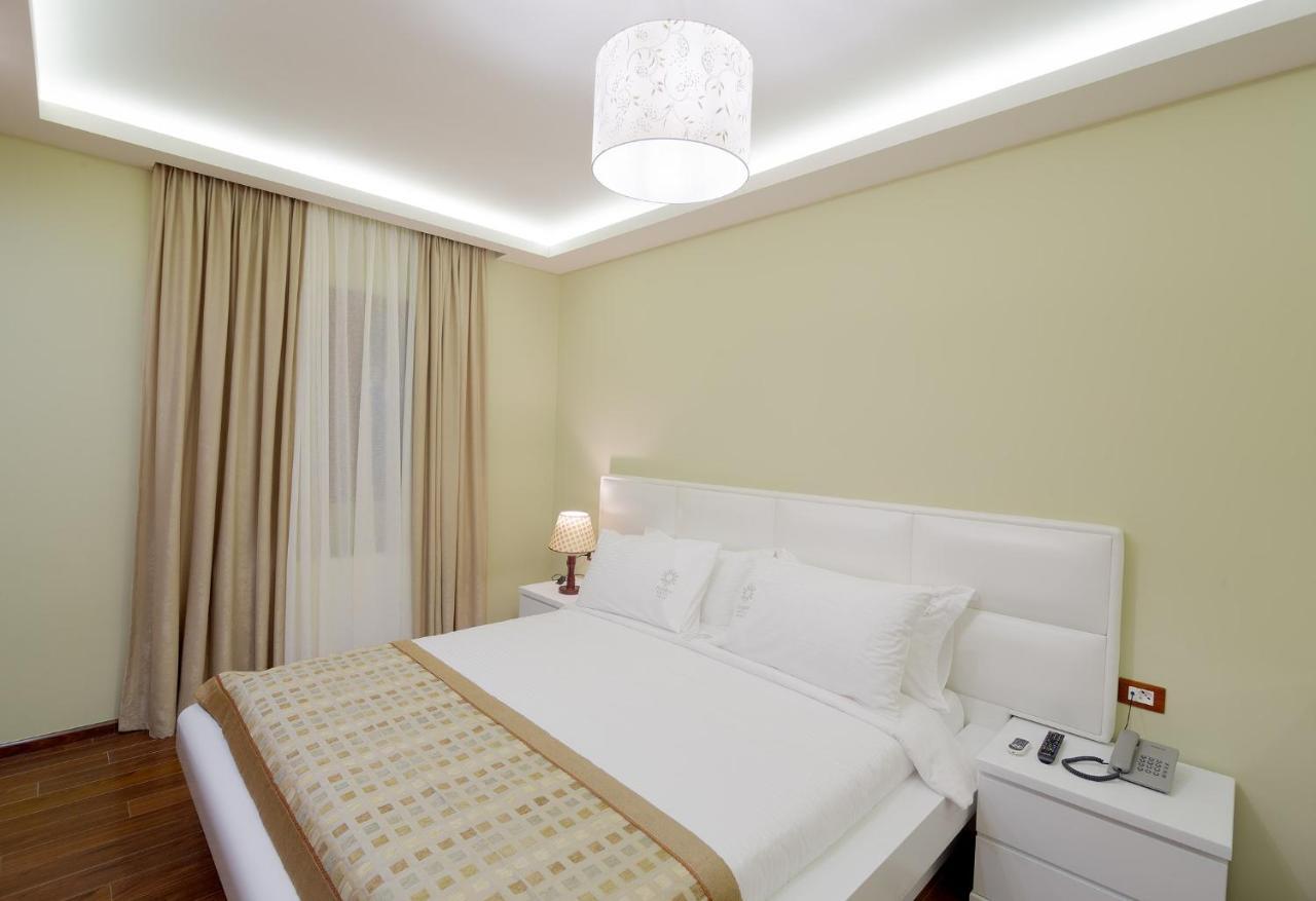 Casta Diva Hotel Korce Extérieur photo