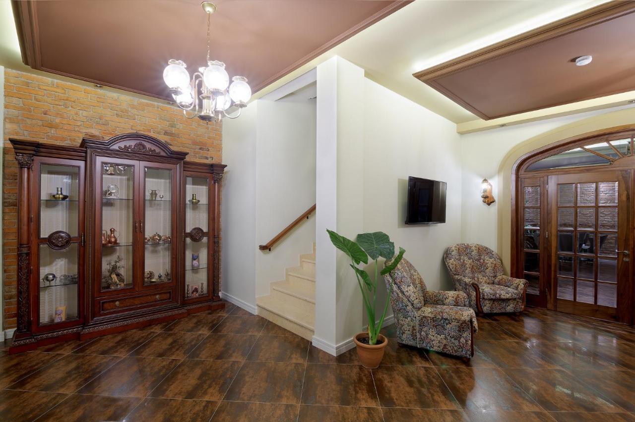 Casta Diva Hotel Korce Extérieur photo